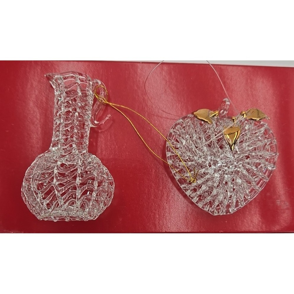 Vtg Silvestri Hand Spun Glass Figurine Ornament Pitcher Heart W/‎ Box